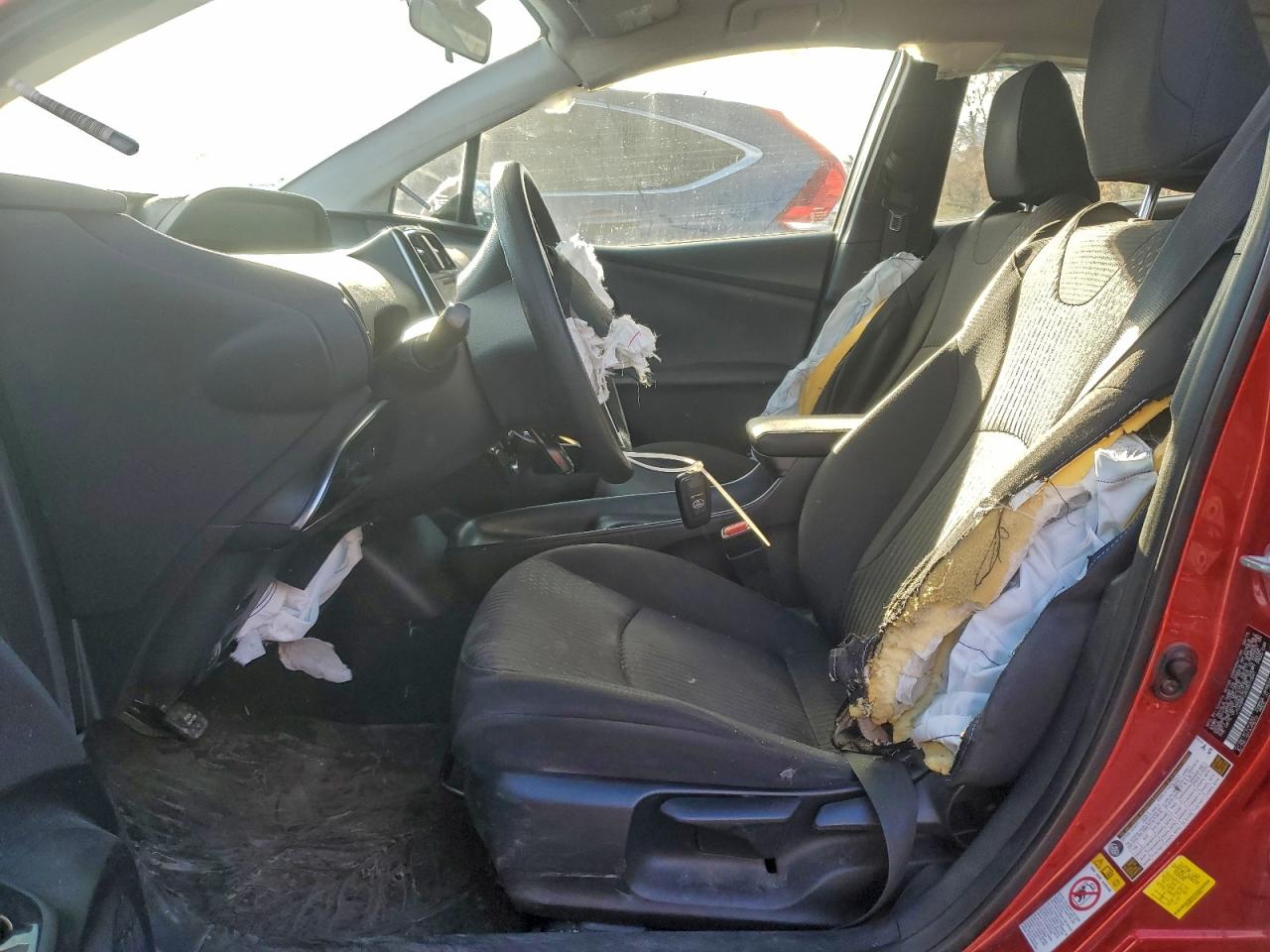 2016 TOYOTA PRIUS photo 7