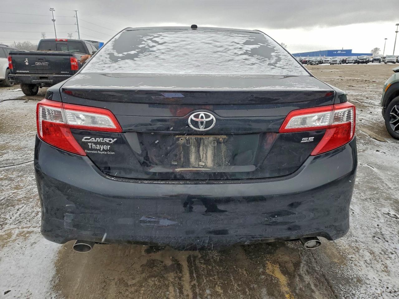 2012 TOYOTA CAMRY SE photo 11