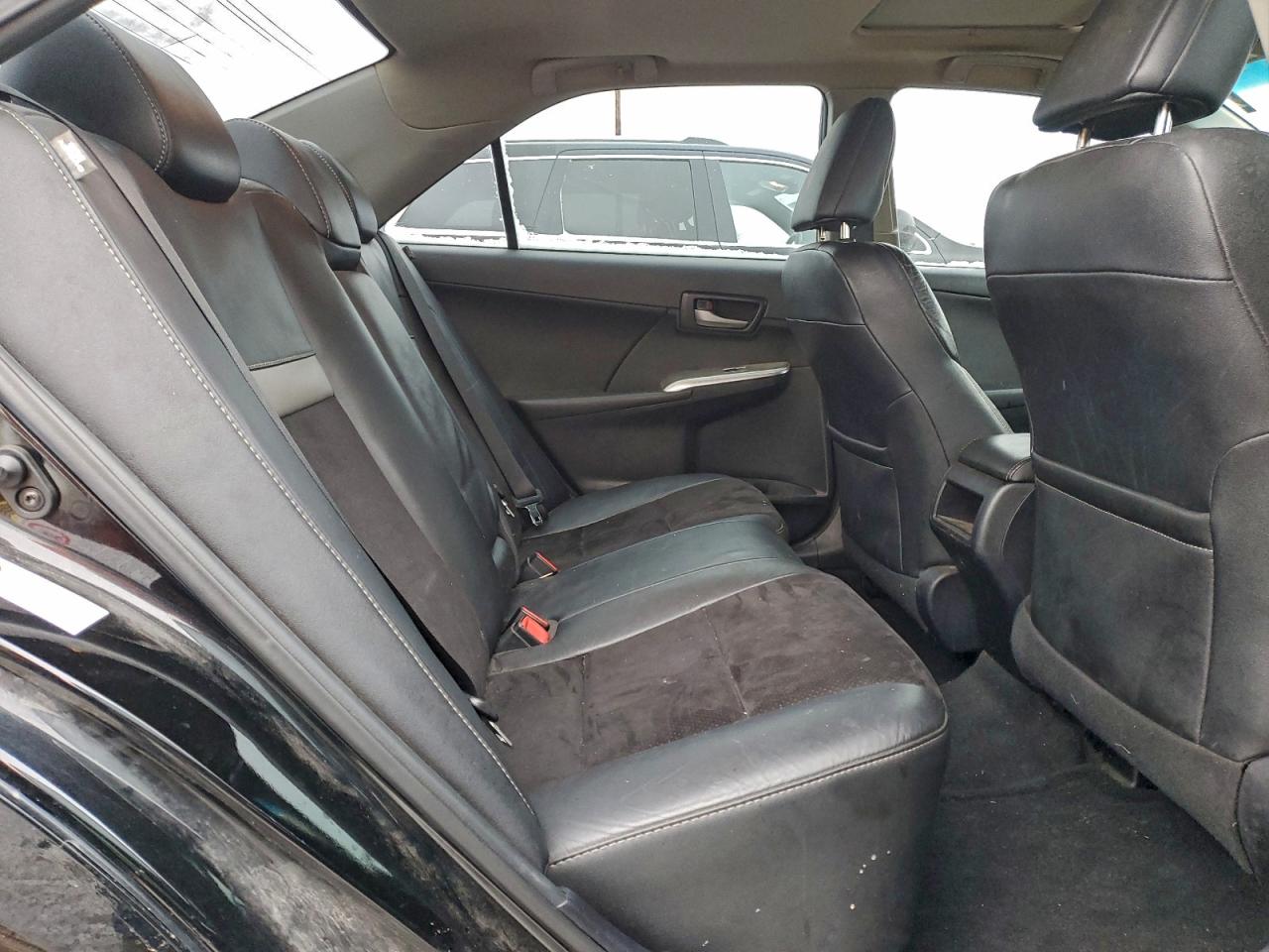 2012 TOYOTA CAMRY SE photo 19