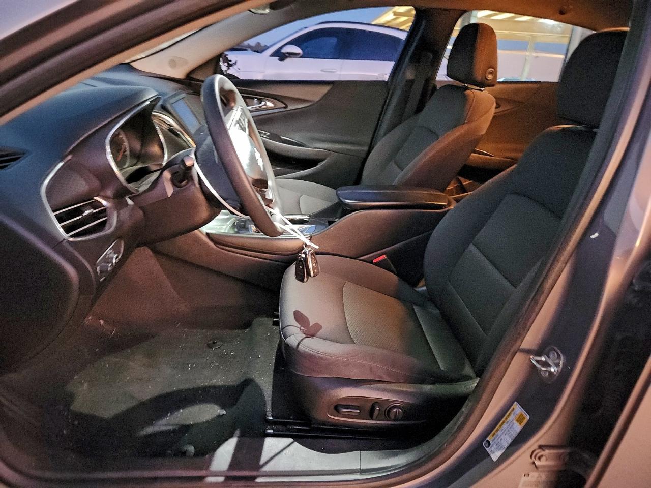 2018 CHEVROLET MALIBU LT photo 7