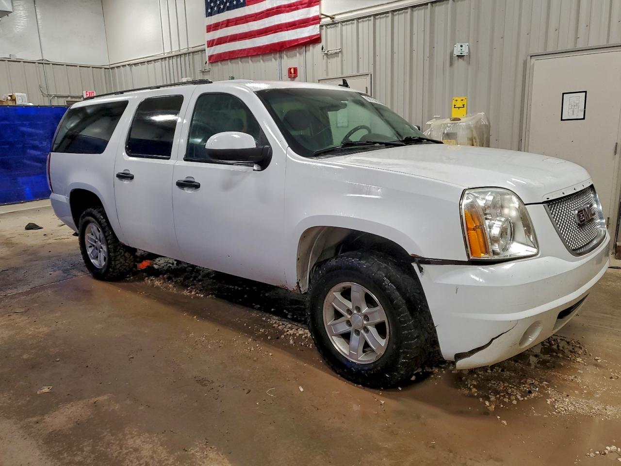 2008 GMC YUKON XL K1500 photo 4