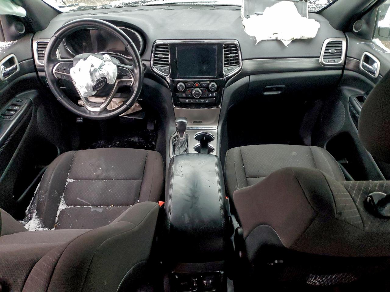 2020 JEEP GRAND CHEROKEE LAREDO photo 15