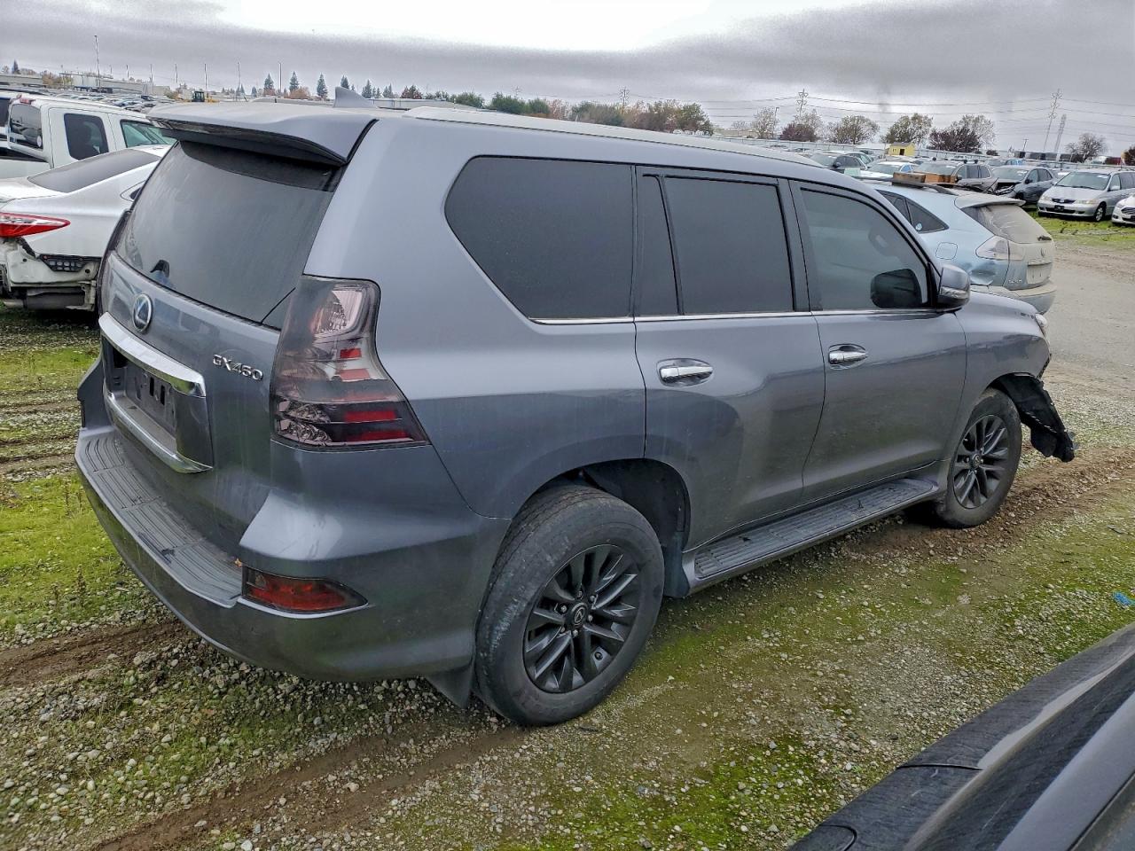 2022 LEXUS GX 460 photo 3