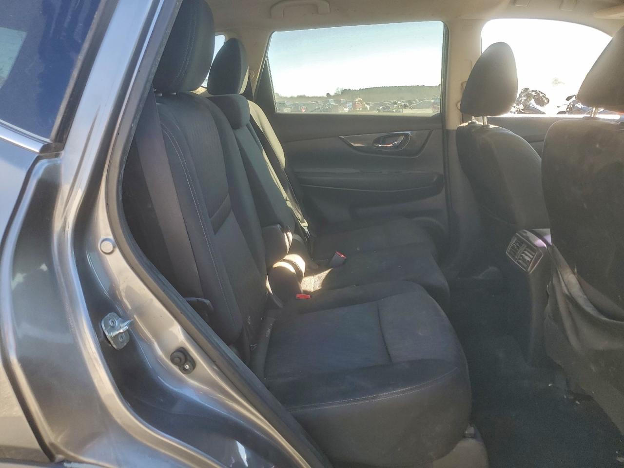 2019 NISSAN ROGUE S photo 11