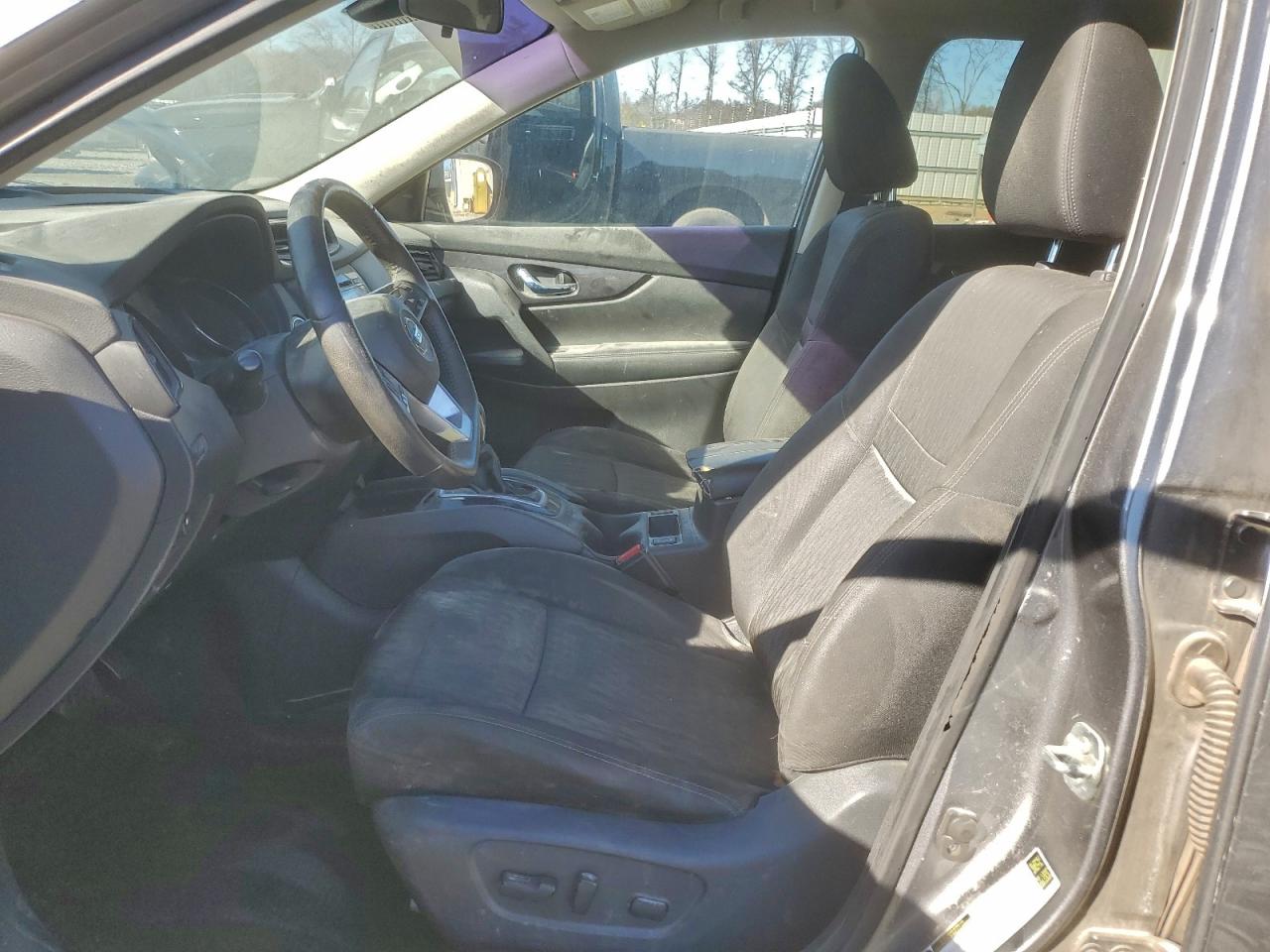 2019 NISSAN ROGUE S photo 7