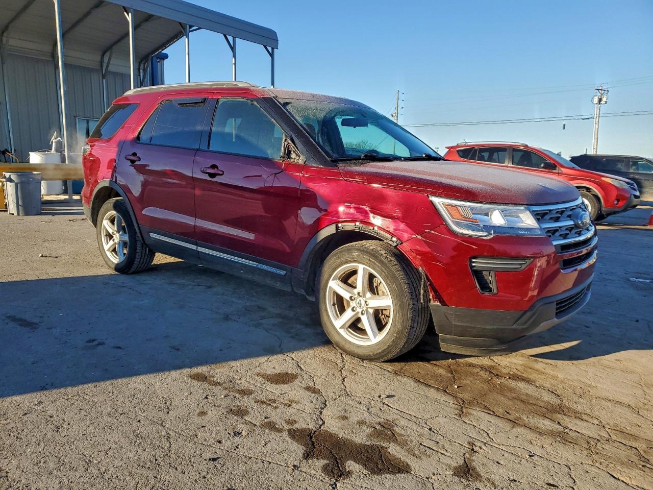 2018 FORD EXPLORER XLT photo 4
