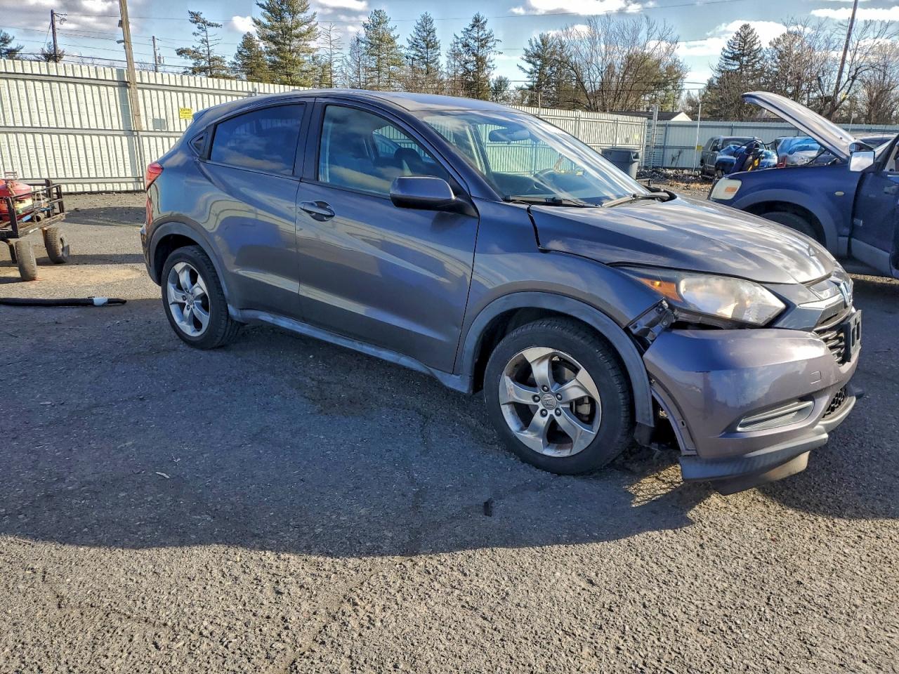 2016 HONDA HR-V LX photo 4