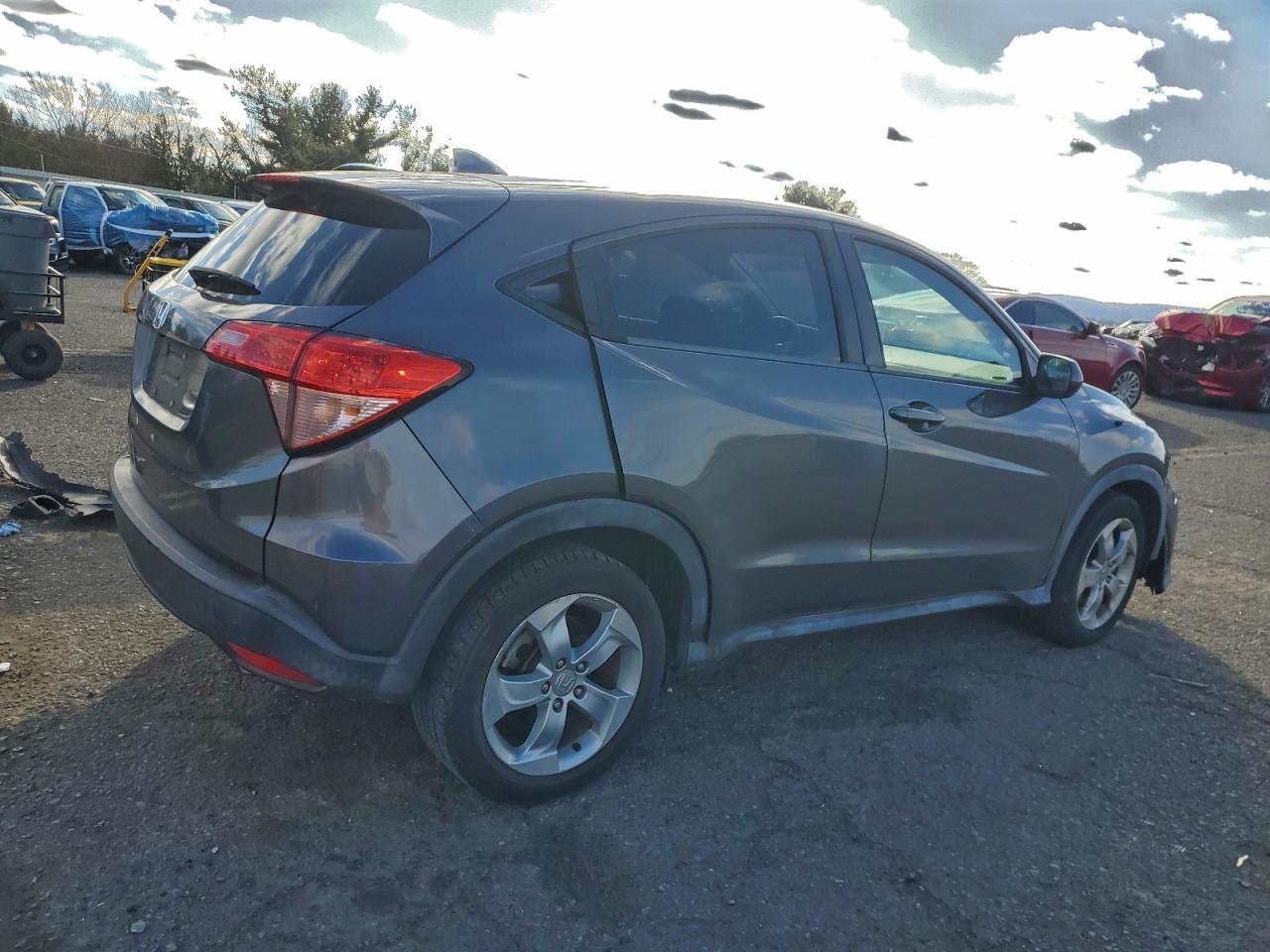 2016 HONDA HR-V LX photo 3