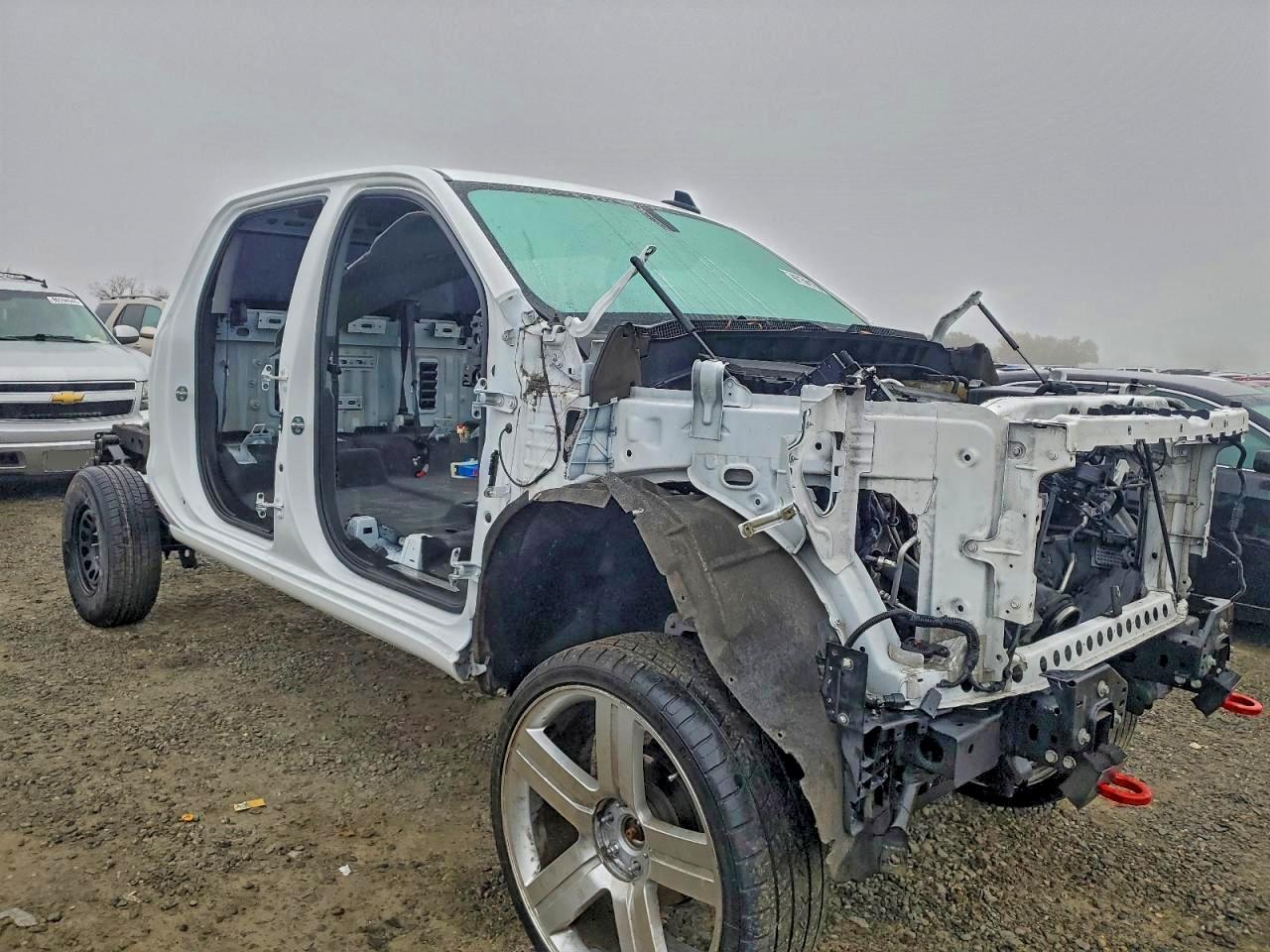 2019 CHEVROLET SILVERADO K1500 RST photo 4