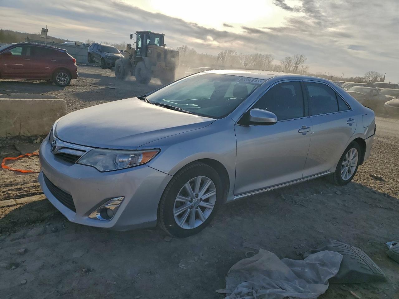 2014 TOYOTA CAMRY