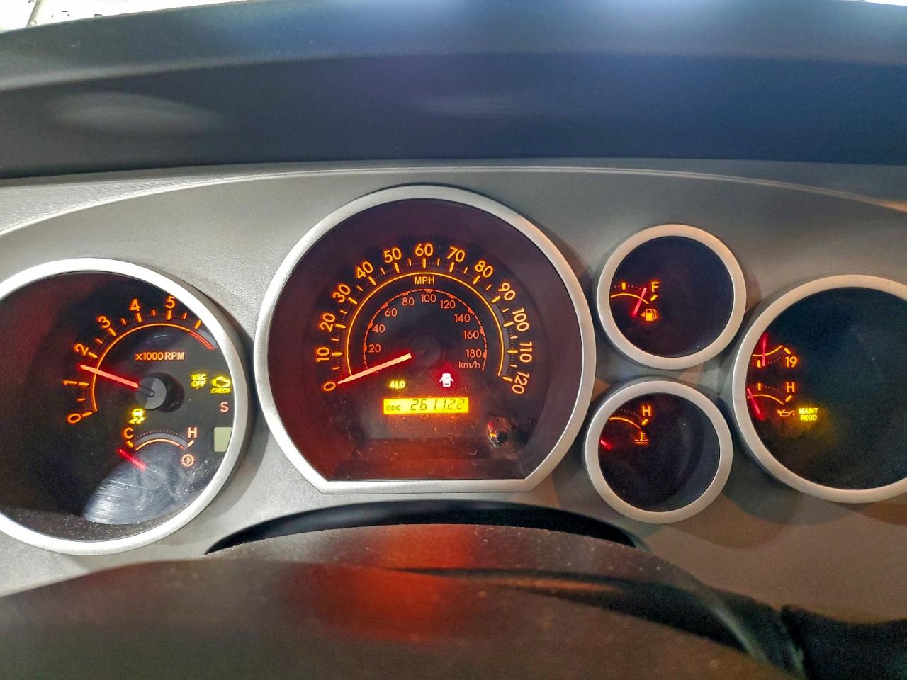 2008 TOYOTA SEQUOIA SR5 photo 9
