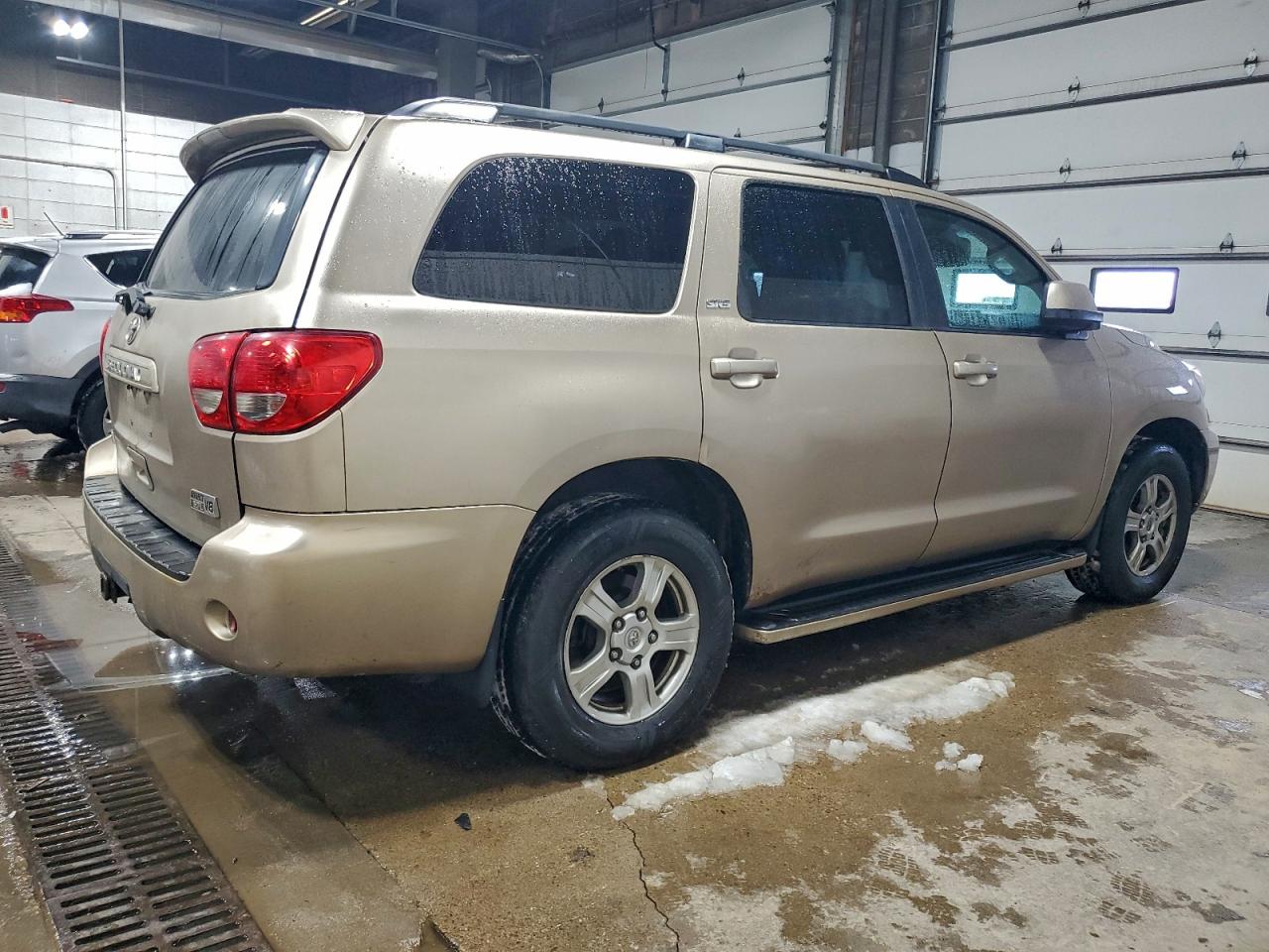 2008 TOYOTA SEQUOIA SR5 photo 3