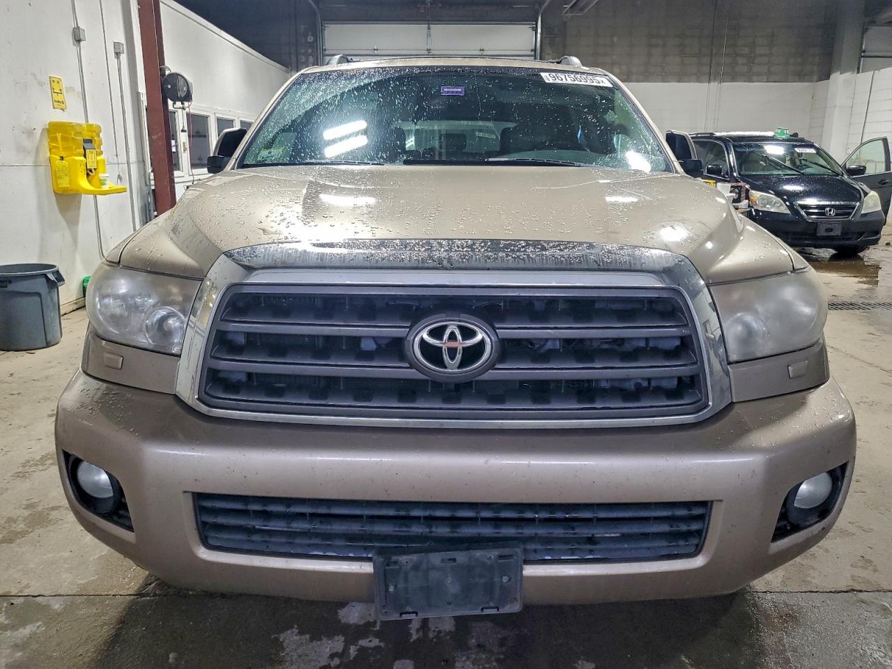 2008 TOYOTA SEQUOIA SR5 photo 5