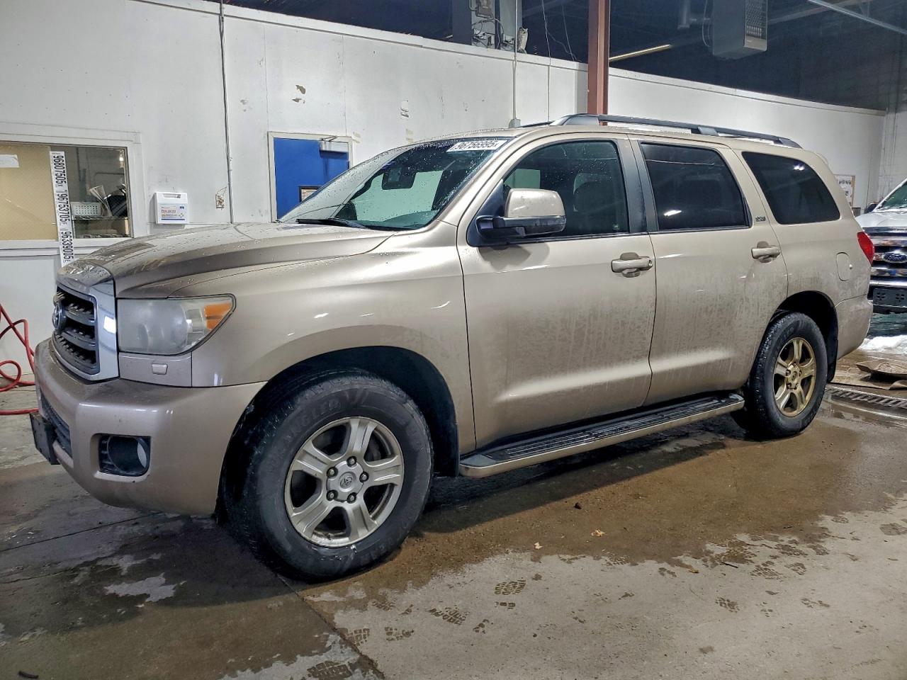 2008 TOYOTA SEQUOIA SR5 — MINOR DENT/SCRATCHES damage — photo 1