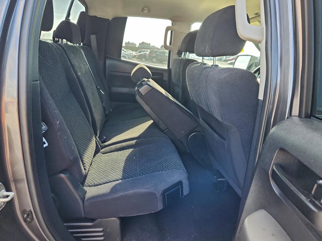 2013 TOYOTA TUNDRA DOUBLE CAB SR5 photo 10