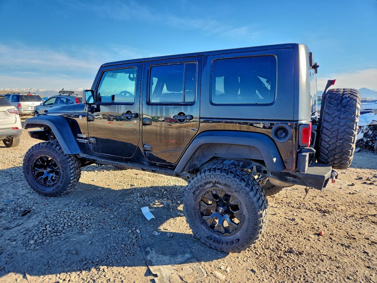 2010 JEEP WRANGLER UNLIMITED SPORT photo 3