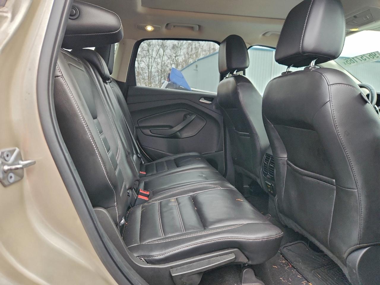 2017 FORD ESCAPE SE photo 10