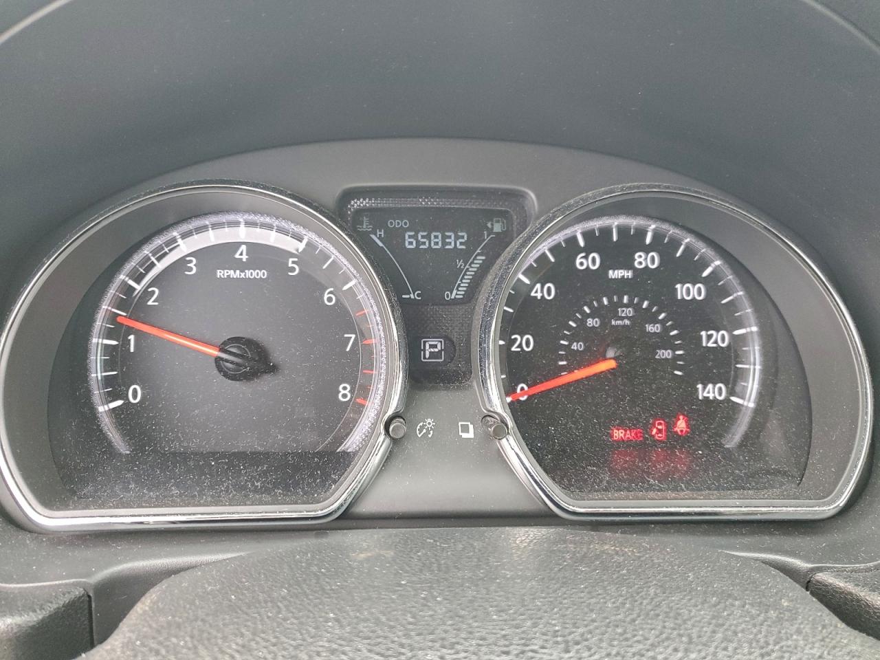2018 NISSAN VERSA S photo 9