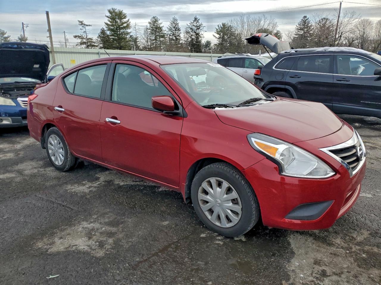 2018 NISSAN VERSA S photo 4