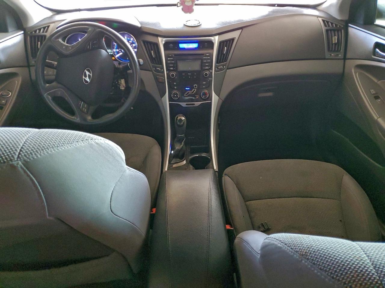 2013 HYUNDAI SONATA GLS photo 8