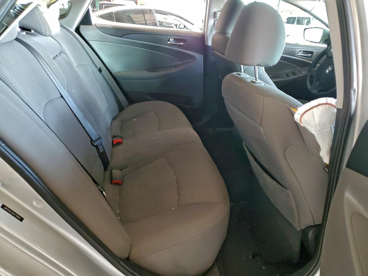 2013 HYUNDAI SONATA GLS photo 10