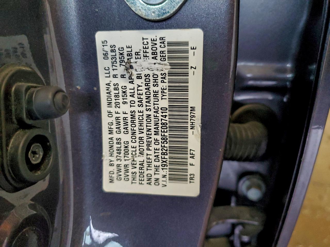 2015 HONDA CIVIC LX photo 13