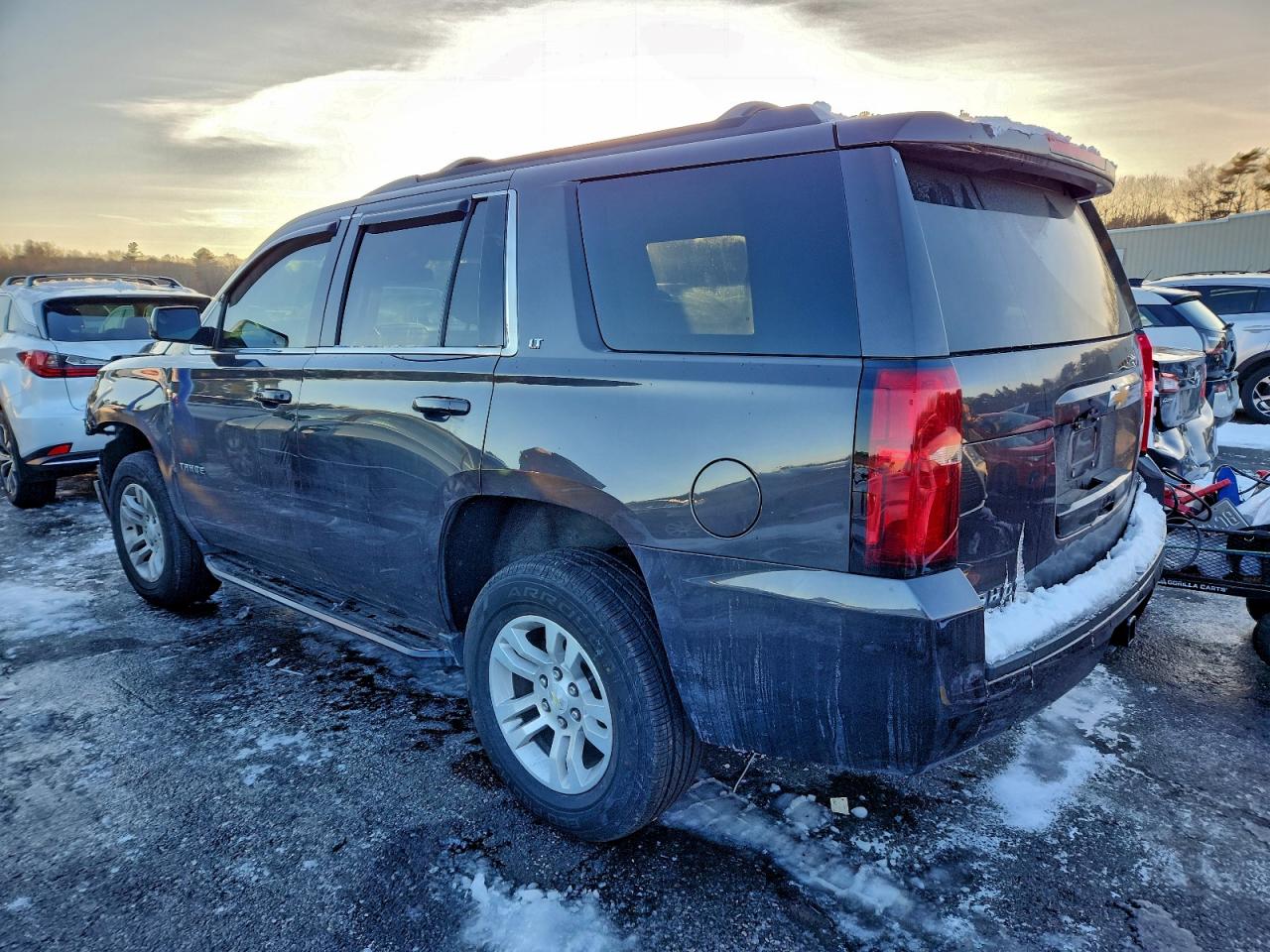 2015 CHEVROLET TAHOE K1500 LT photo 2