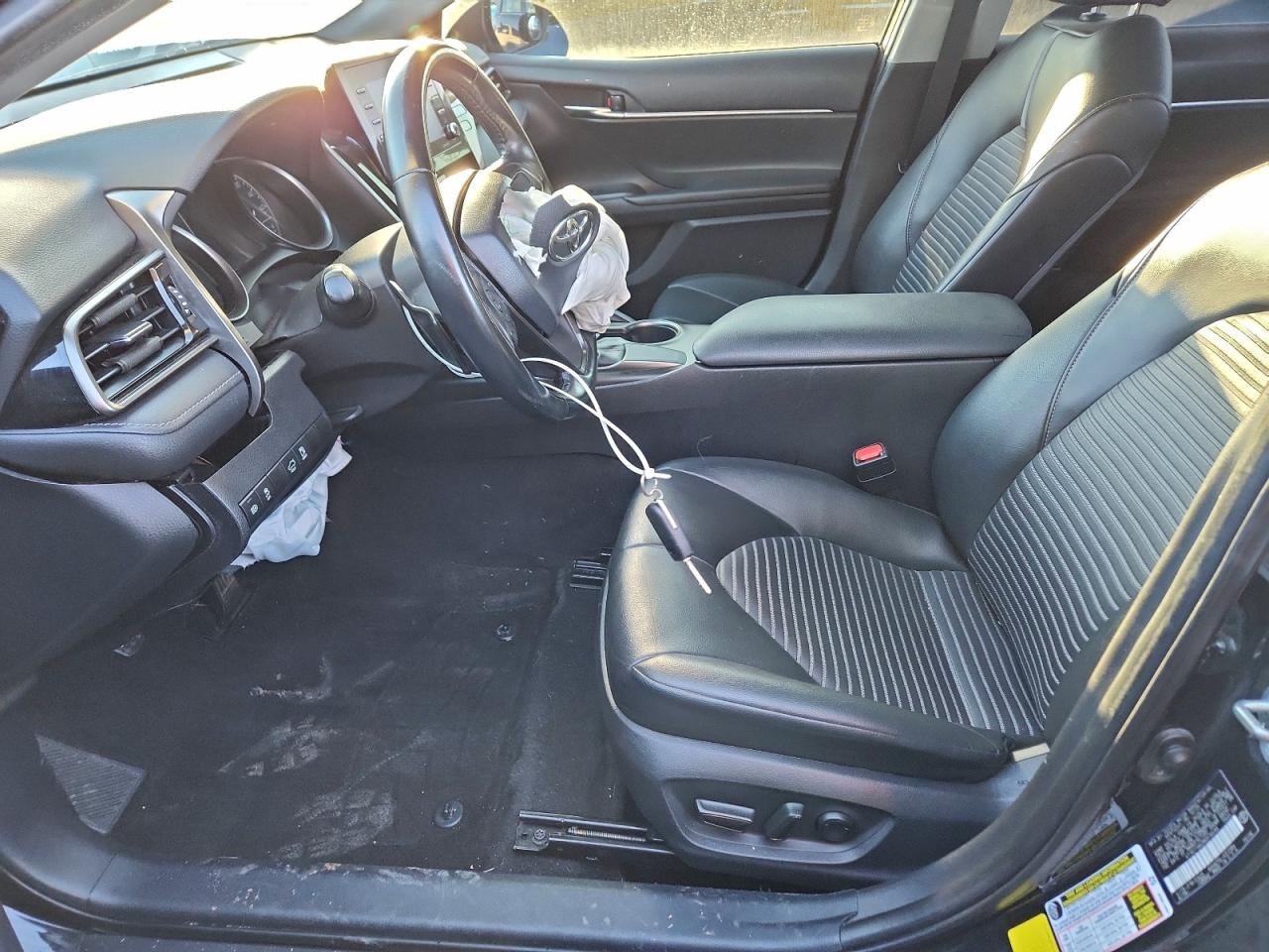 2021 TOYOTA CAMRY SE photo 7
