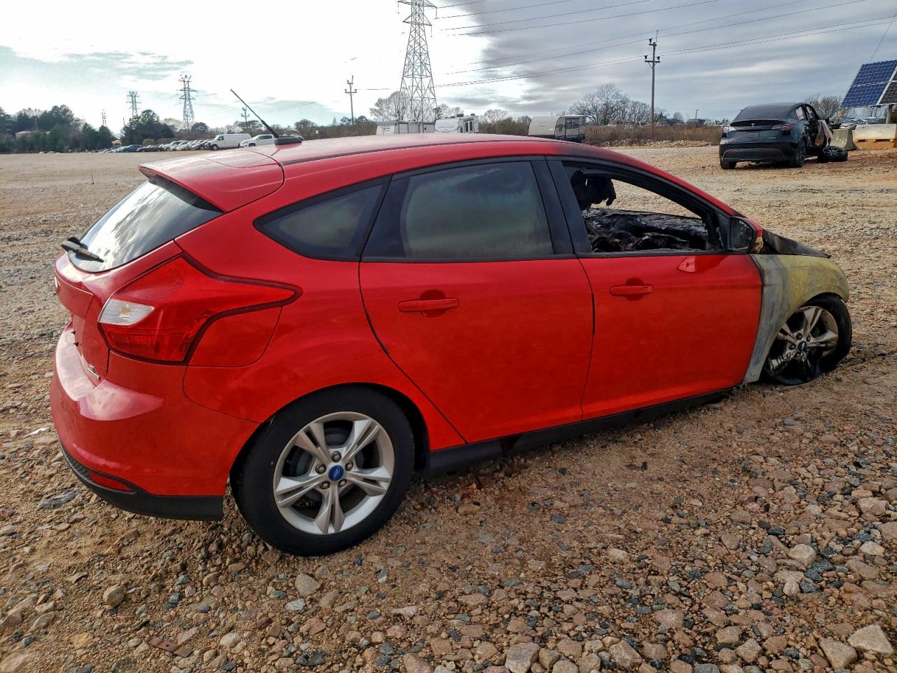 2013 FORD FOCUS SE photo 5