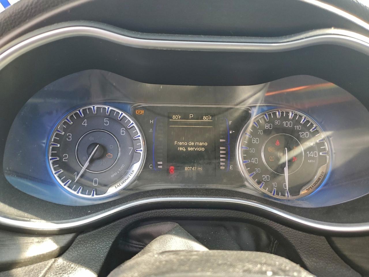 2015 CHRYSLER 200 LIMITED photo 9