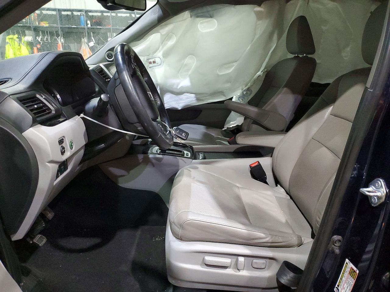 2019 HONDA RIDGELINE RTL photo 7