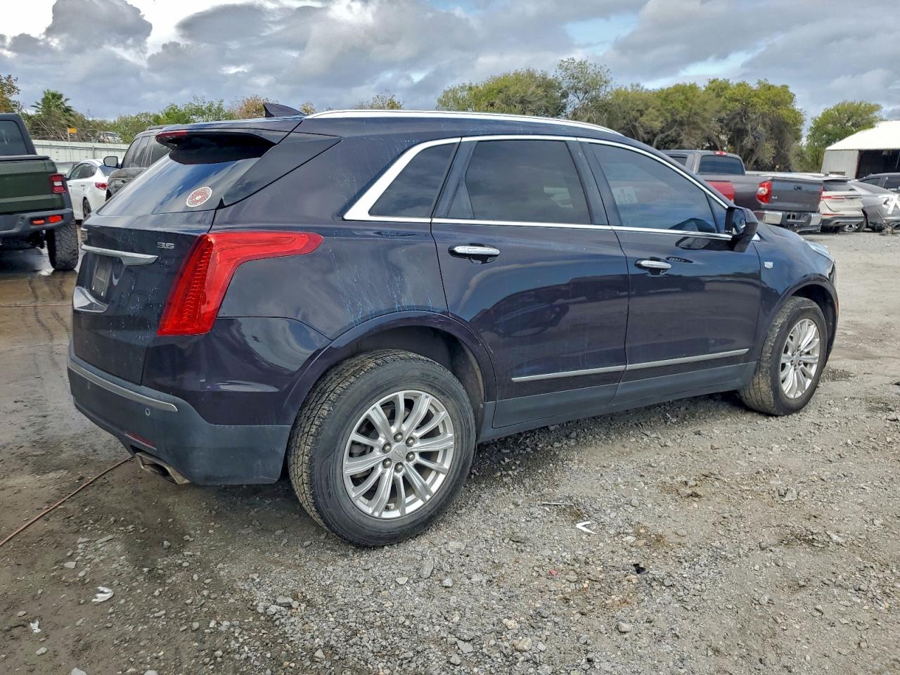 2018 CADILLAC XT5 photo 5