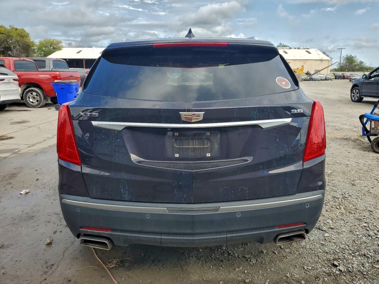 2018 CADILLAC XT5 photo 11
