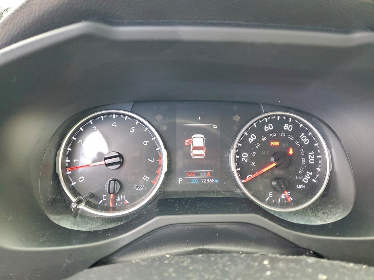2019 TOYOTA RAV4 XLE photo 9