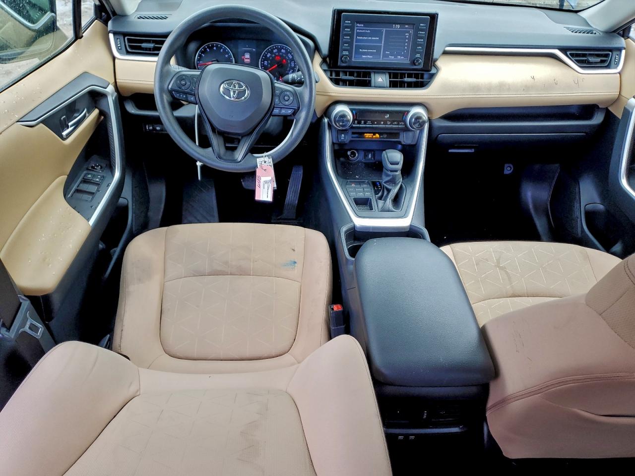 2019 TOYOTA RAV4 XLE photo 8