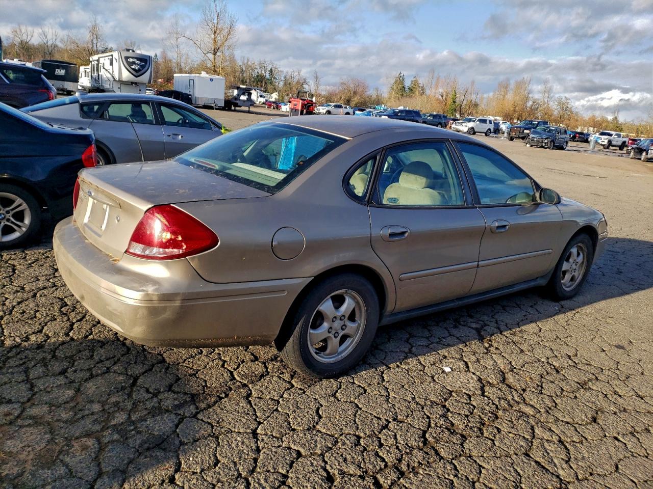 2006 FORD TAURUS SE photo 3