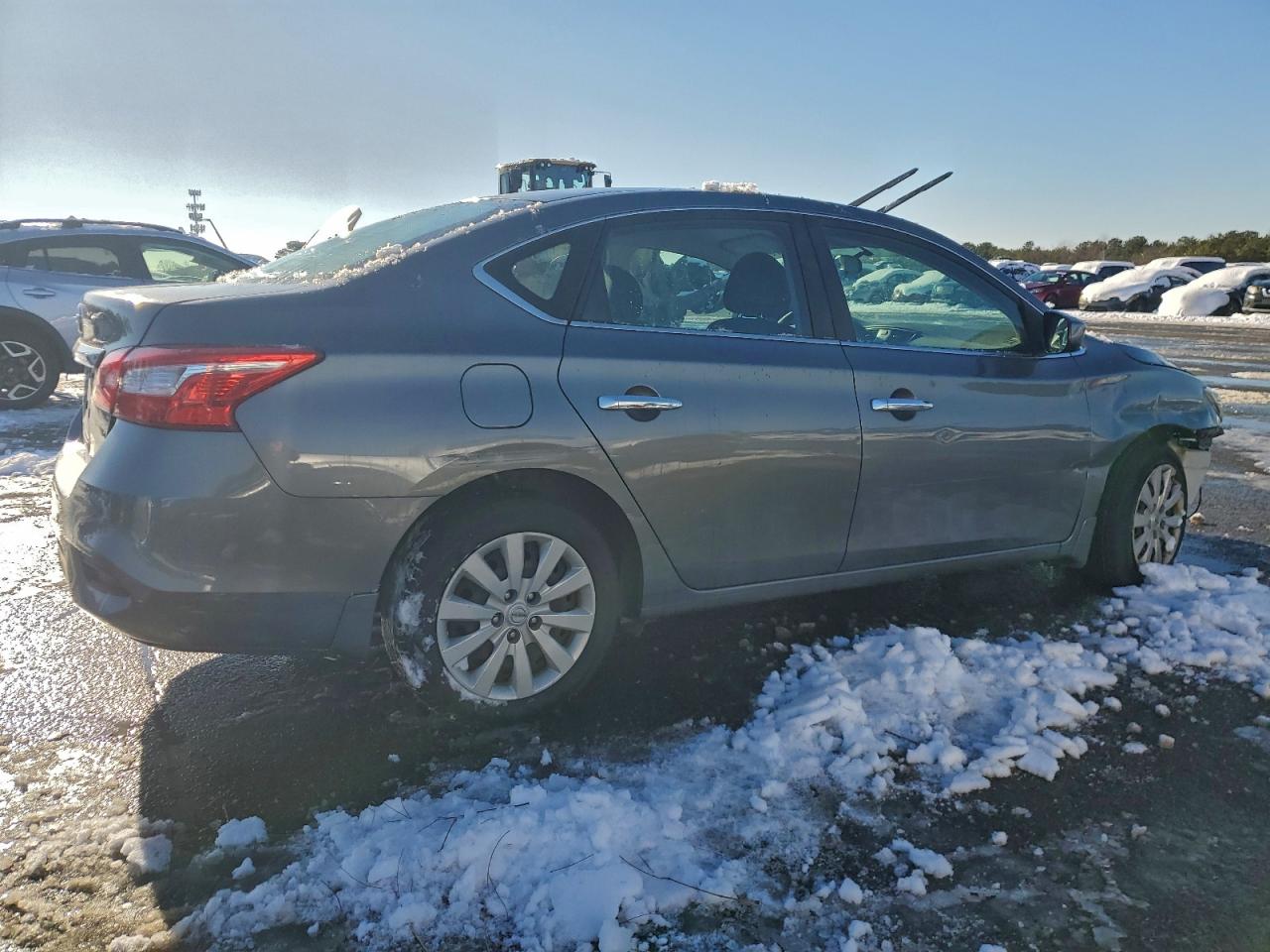 2019 NISSAN SENTRA S photo 3