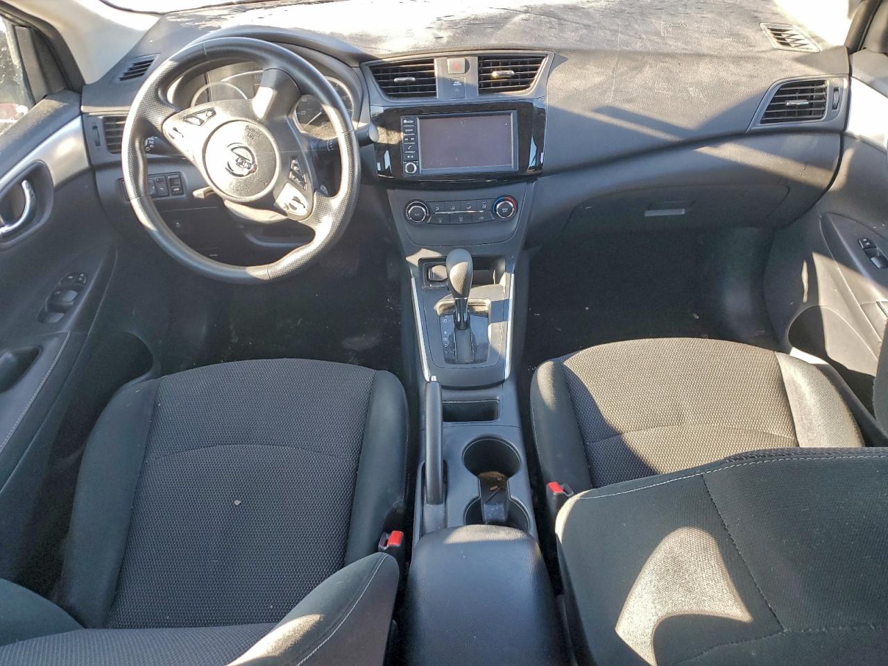 2019 NISSAN SENTRA S photo 8