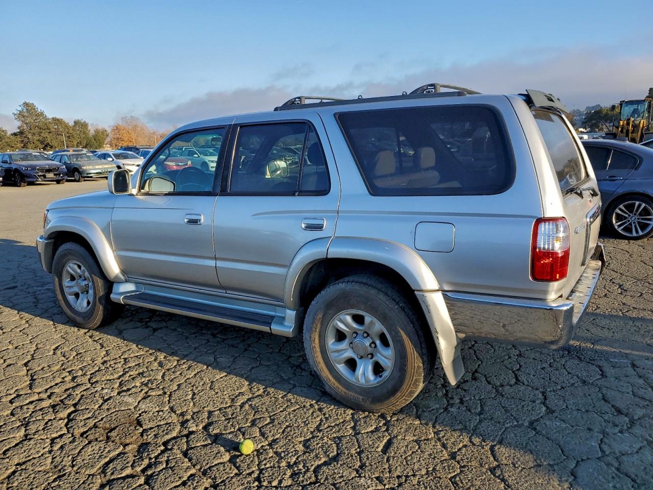 2002 TOYOTA 4RUNNER SR5 photo 3