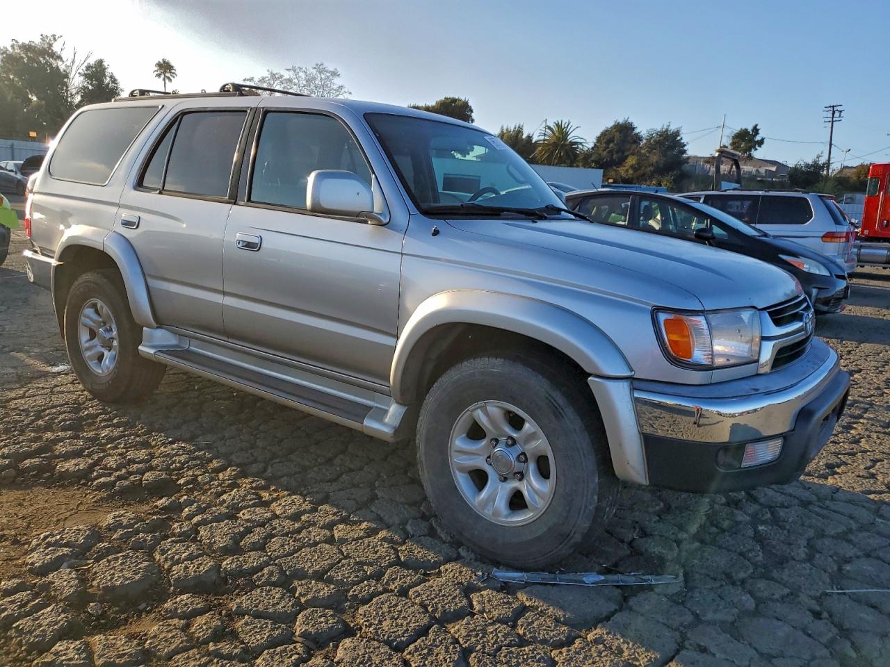 2002 TOYOTA 4RUNNER SR5 photo 7
