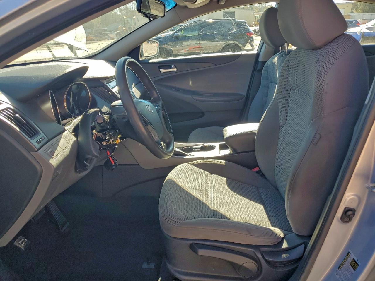 2012 HYUNDAI SONATA GLS photo 7