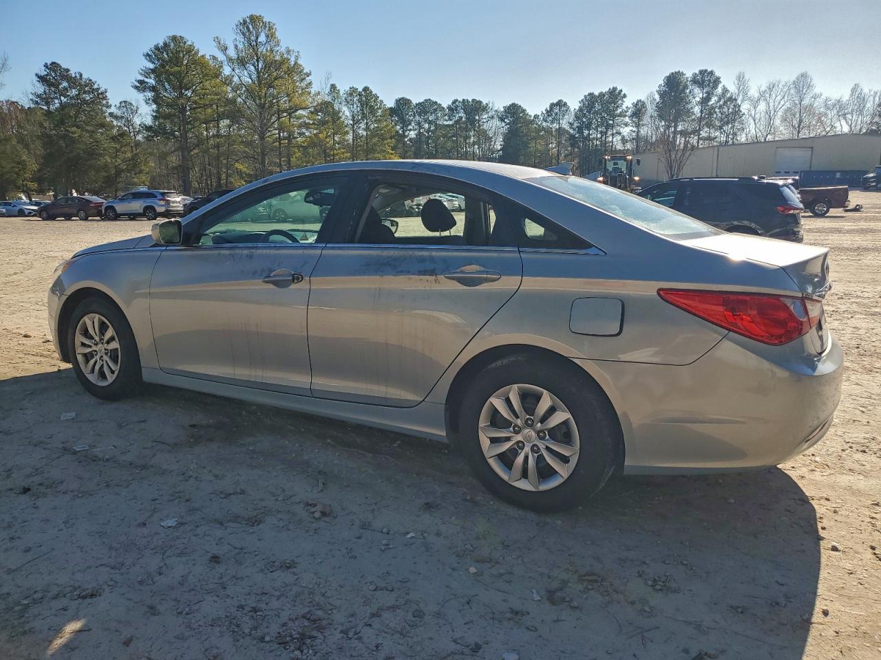 2012 HYUNDAI SONATA GLS photo 2