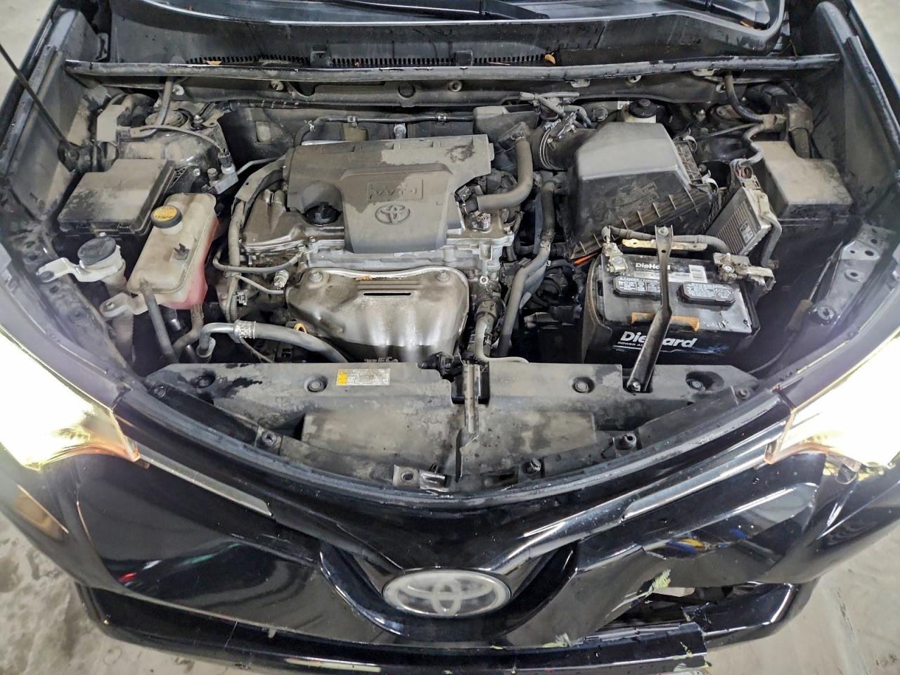 2016 TOYOTA RAV4 XLE photo 12