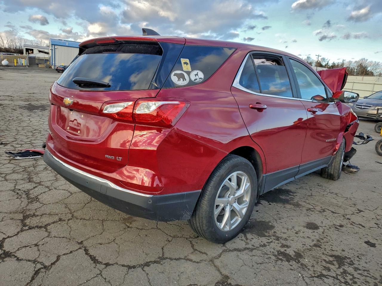 2021 CHEVROLET EQUINOX LT photo 3
