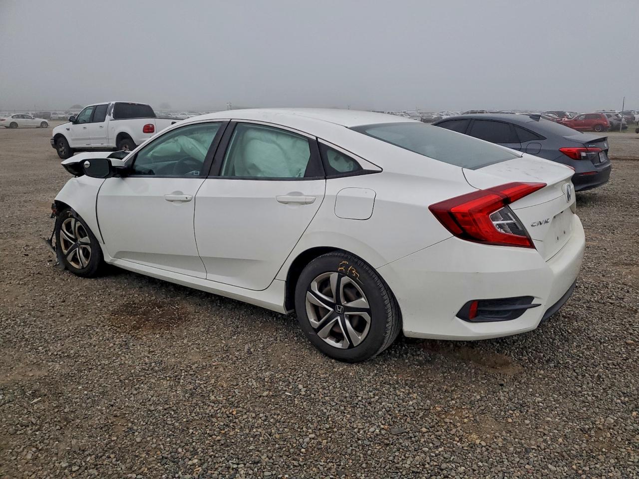 2016 HONDA CIVIC LX photo 2