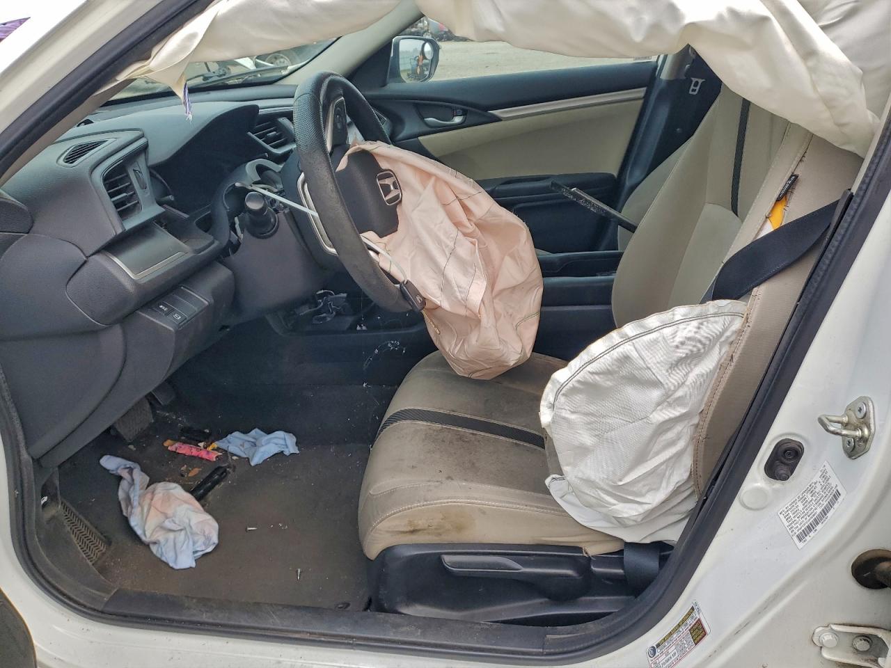 2016 HONDA CIVIC LX photo 7