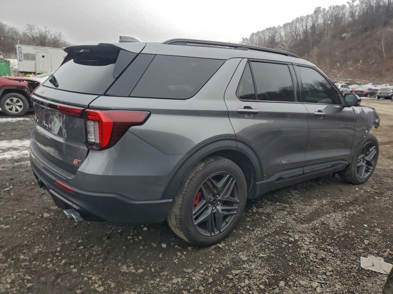 2025 FORD EXPLORER ST photo 3