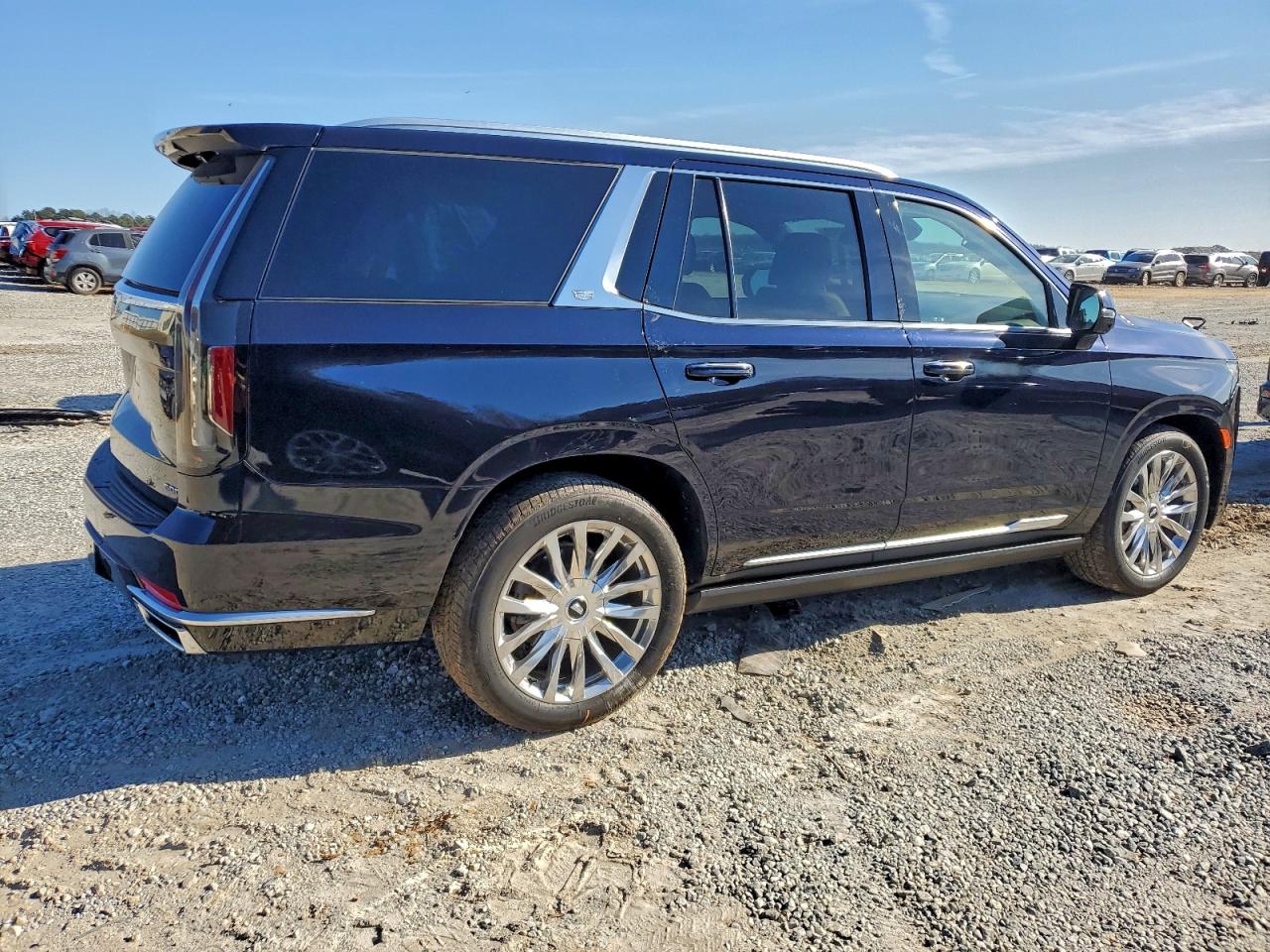 2022 CADILLAC ESCALADE PREMIUM LUXURY photo 3