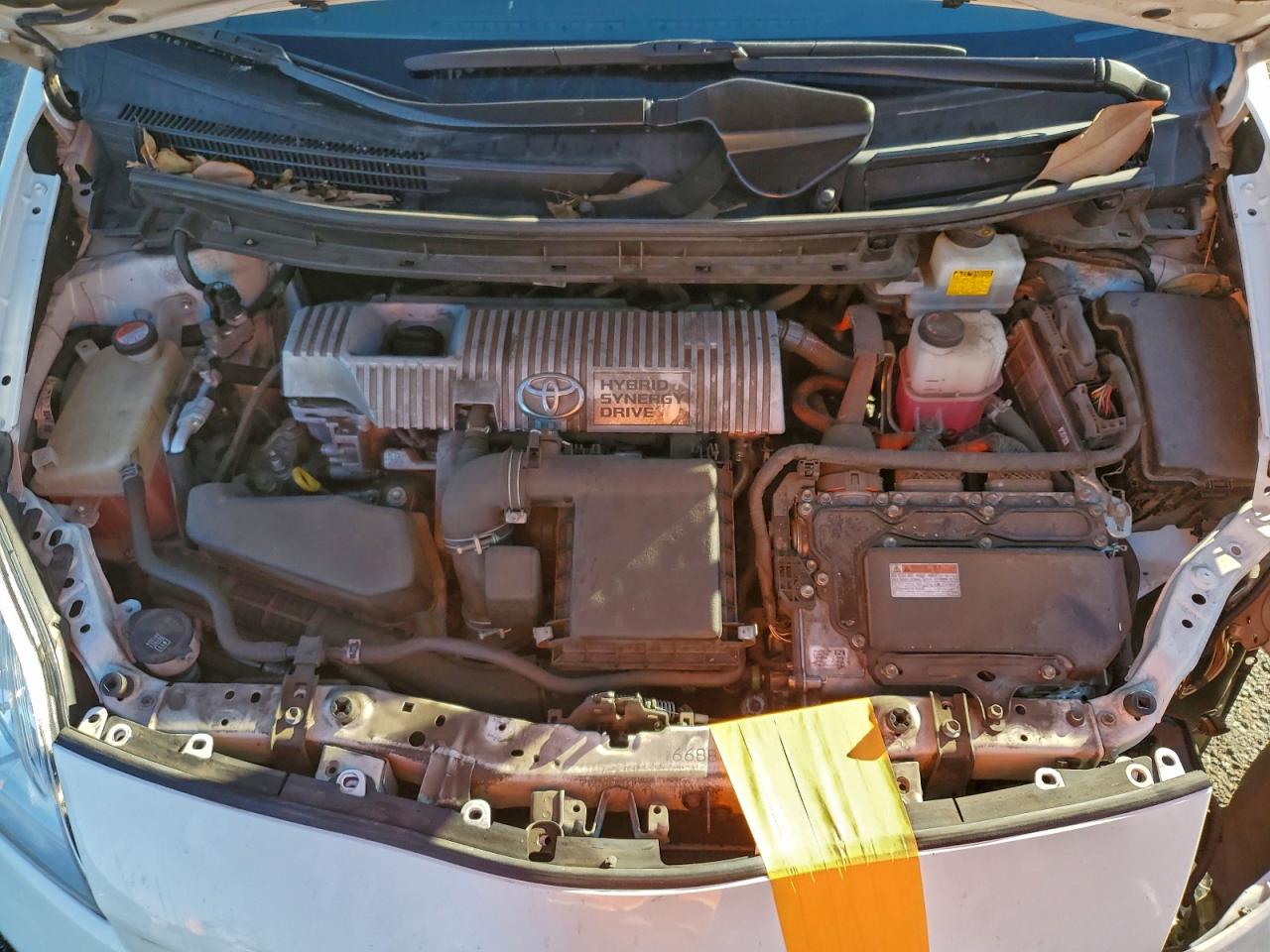2015 TOYOTA PRIUS photo 11
