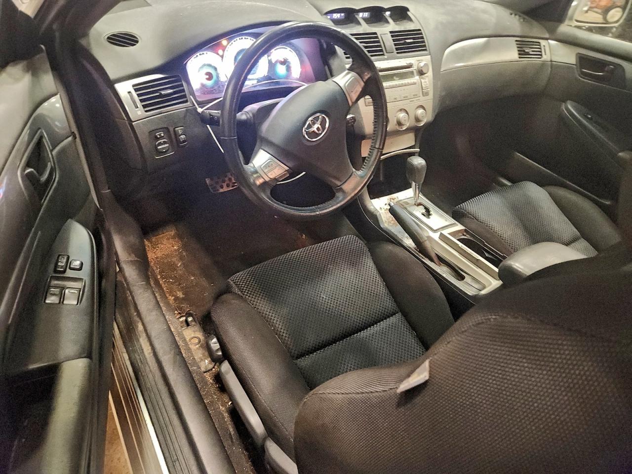 2008 TOYOTA CAMRY SOLARA SE photo 8
